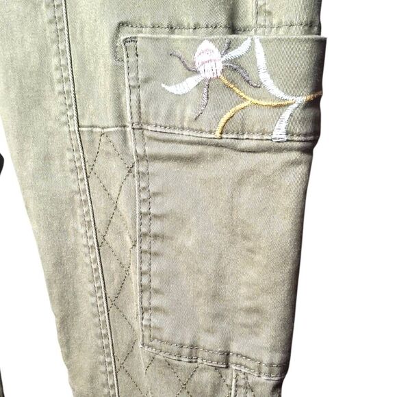 Anthropologie Austen Skinny Cargo Pants – Olive Green, Embroidered Floral, Women - Picture 4 of 9